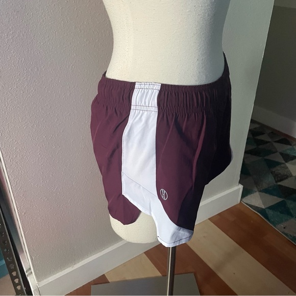 Girls Running shorts with lines brief - Picture 3 of 5